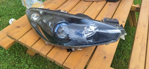 Phare droite xenon - gti,
