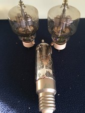 Lotto di tre antiche valvole