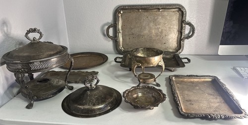 Antico servizio placcato