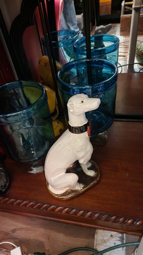 Grande statuina cane - , in