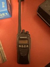 Kenwood TK-2212L Radio e antenna VHF (senza batteria o caricatore). Funzionante