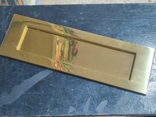 Buca Lettere A Fessura Con