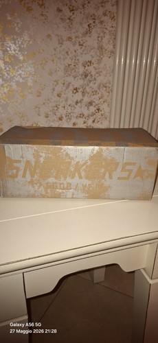 Golden goose - golden,