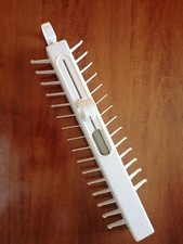 Portacravatte da armadio in plastica resistente e ferro