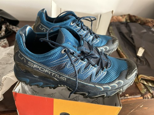 Scarpe lasportiva - scarpe,