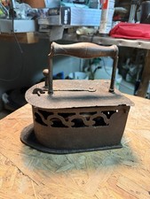 Ferro da stiro antico a