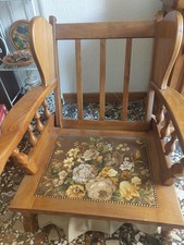 Poltrona legno e tessuto anni 60’ vintage design in perfette condizioni. 