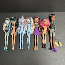 Monster high doll - high,