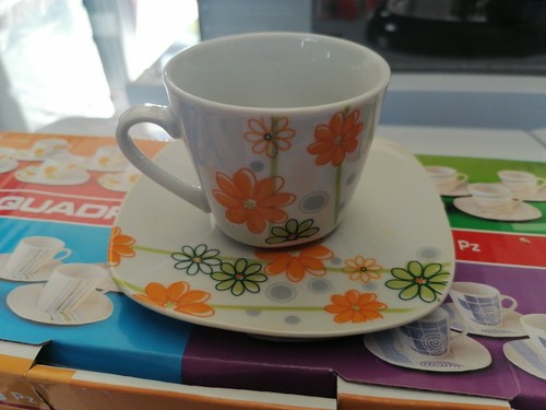 Set pezzi tazzine tazze - 6,