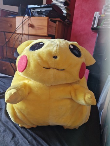 Pikachu pokemon gigante - pikachu,