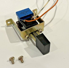 Gruppo interruttore alimentazione AKAI GX-365D bobina a parte condensatore di protezione e bulloni