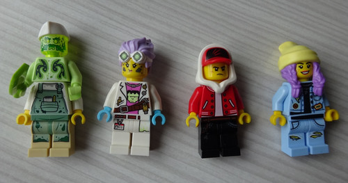Lego hidden side lot - hidden, 4
