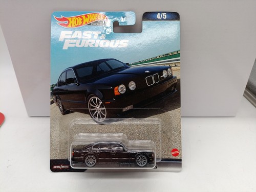 Hot wheels premium fast - premium, 1/64