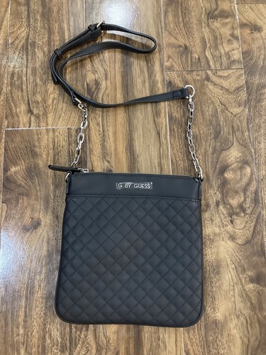 Guess messenger bag - by,