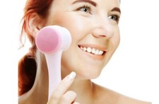 SPAZZOLA PULIZIA VISO