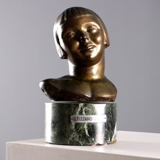 Scultura Moderna Gioia Firmata