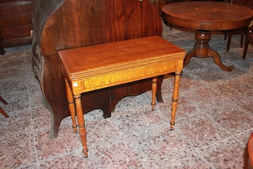 Tavolino gioco stile - tavolino,
