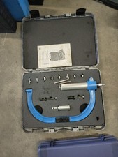 ATTREZZO SMONTA VALVOLE MOTORE