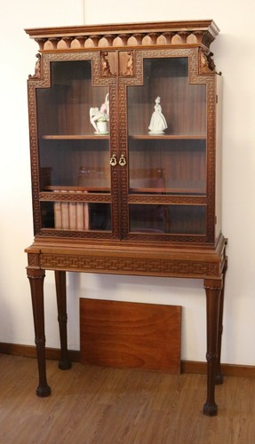 Vetrina con sostegno stile - con,