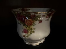 Vaso Cachepot in porcellana Royal Albert “OLD COUNTRY ROSES” Vintage