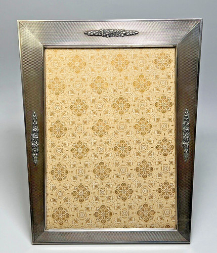 Cornice scrivania ritratto