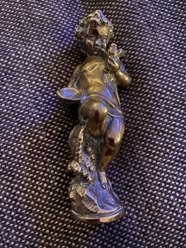 Antica statuina cherubino