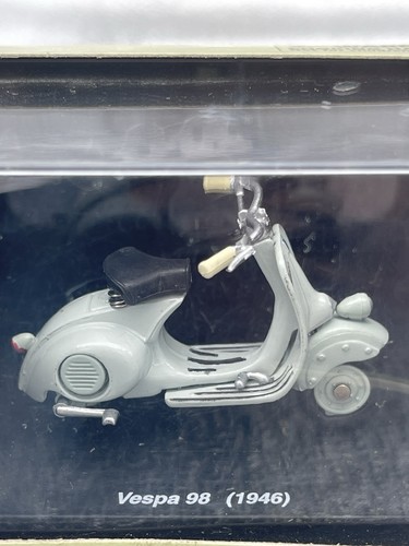 Vespa modello scala - 98,