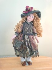 Bellissima bambola di