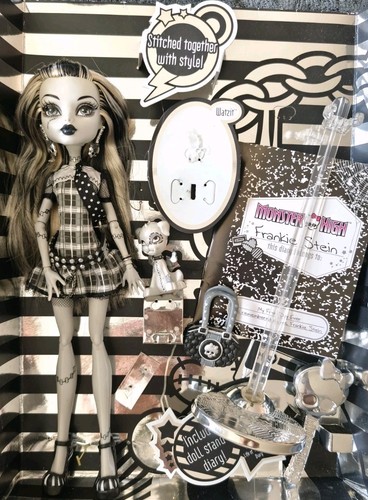 Monster high sdcc - monster, frankie