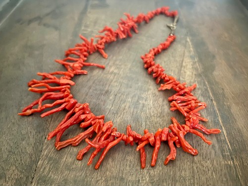 Collana vintage corallo ramo