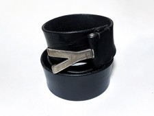 Rarissima cintura Yves Saint Laurent con fibbia a "Y" in argento massiccio