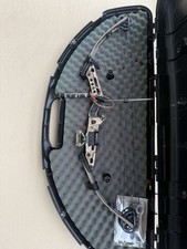 Hoyt Striker arco composto