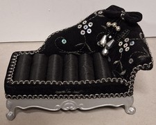 Porta Anelli a forma di divano