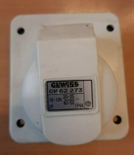 PRESA FISSA DA INCASSO A 10° GEWISS GW 62273 2P IP 44 16A 20-25V e 40-50V c.c.