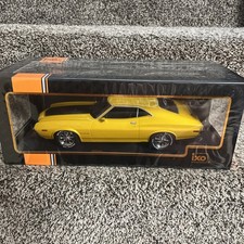 1:18 IXO Models 1972 Ford Gran