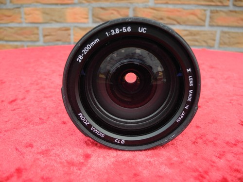 Sigma zoom 200mm 8 5 - uc, 3.8-5.6