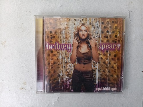 Britney spears oops - britney, did