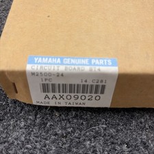 Yamaha M2500-24 circuito