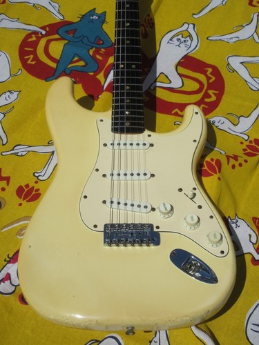 Fender 1977 stratocaster - 1977,