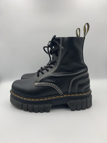 Stivali stringati martens - dr.,