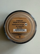 bareMinerals fondotinta in polvere sciolto originale medio beige SPF 15 8 g/0,28 oz.