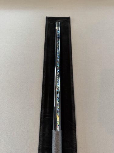 Predator galaxy pool - predator, cue