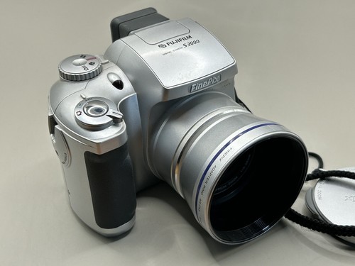 Fujifilm finepix s3000 - fujifilm,