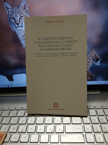 Concetto creativo e - concetto,