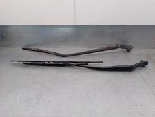 GS1E67330 braccio tergicristalli anteriore destro per MAZDA CX-7 (ER) 5081985