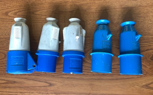 Lotto prese blu - 16a, 2p+t
