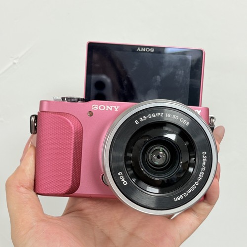 Fotocamera digitale mirrorless