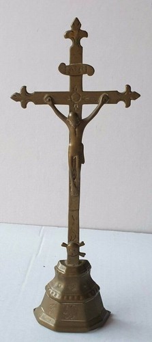 Antico crocifisso fine - 800, da