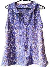 Camicetta floreale alla moda