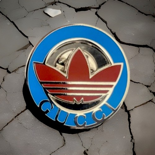 Gucci adidas spezial pin - x,